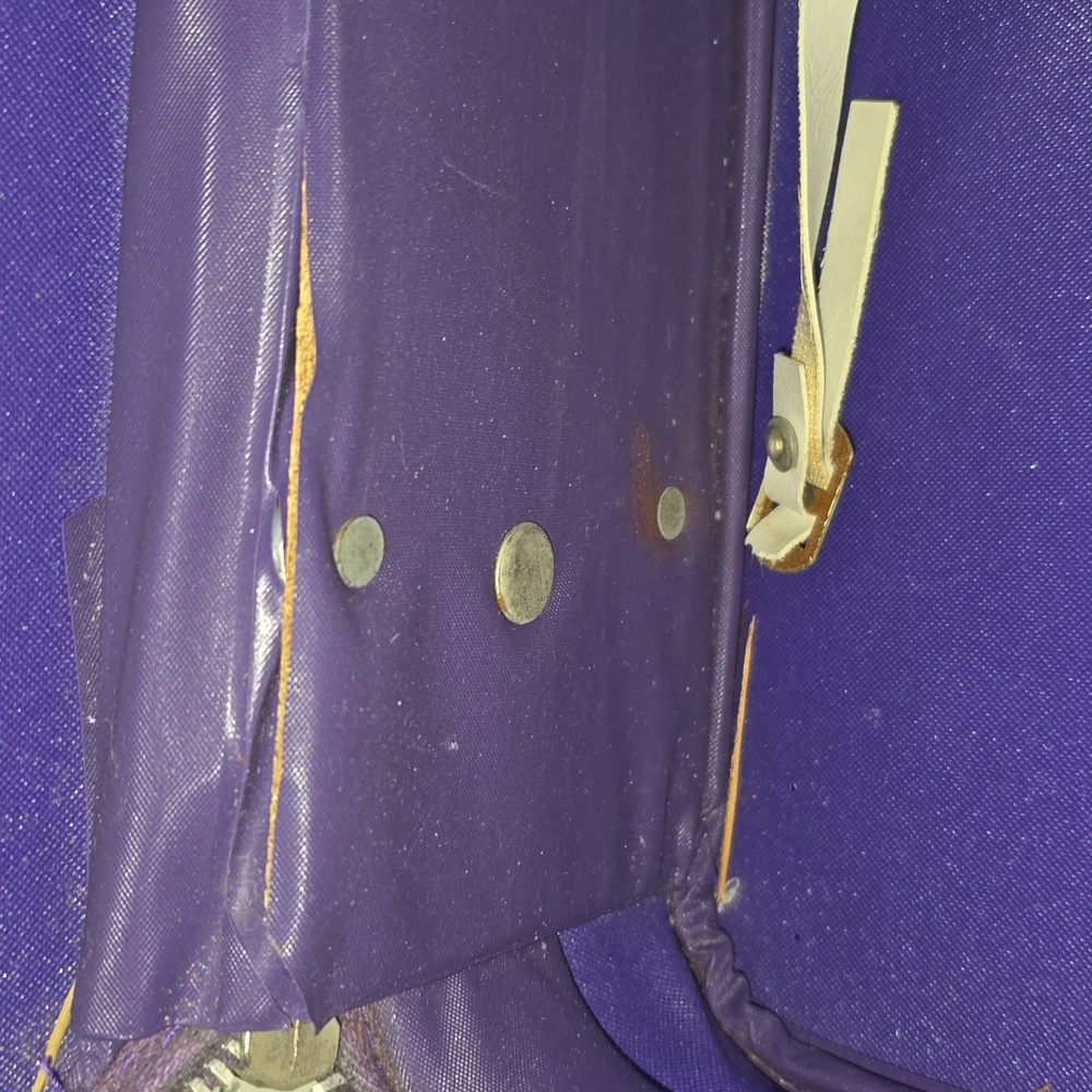 Vintage Purple E.T. Extra-Terrestrial Suitcase - Picture 7 of 14